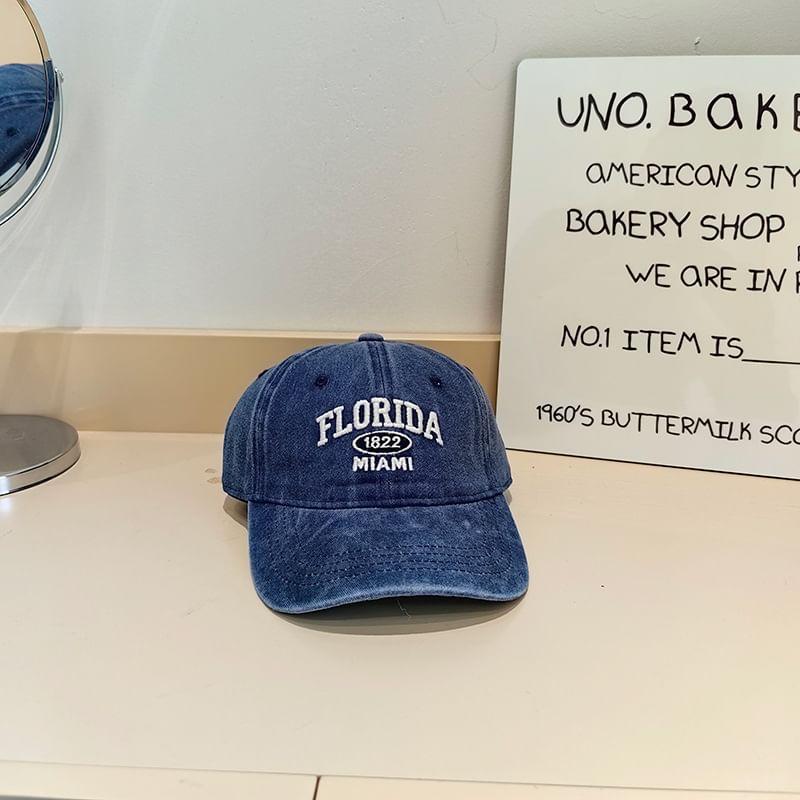 Washed Embroidered Lettering Cap Baseball