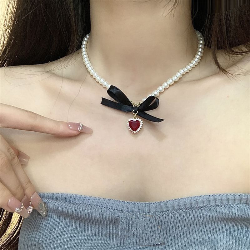 Heart Choker Faux Pearl Ribbon Pendant