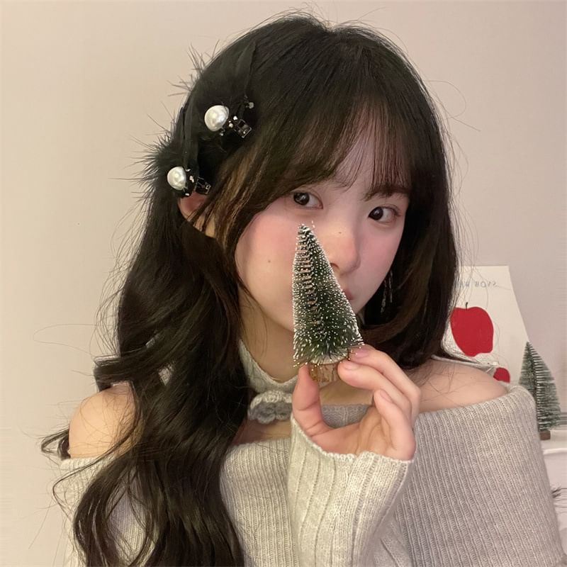 Faux Feather Hair Pearl 2: Set of Clip