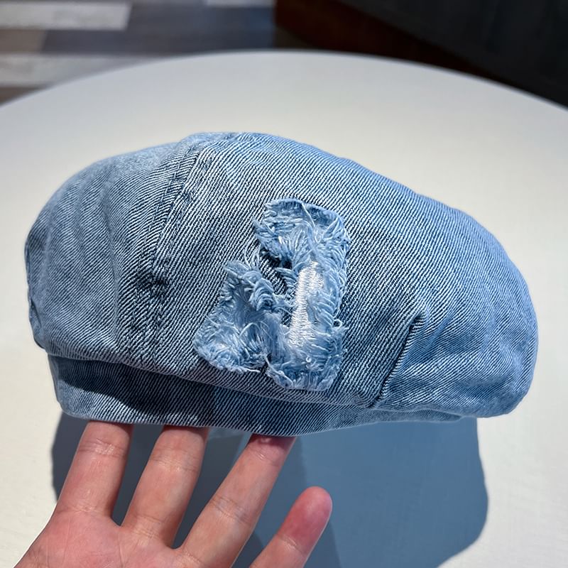 Distressed Beret Denim Washed