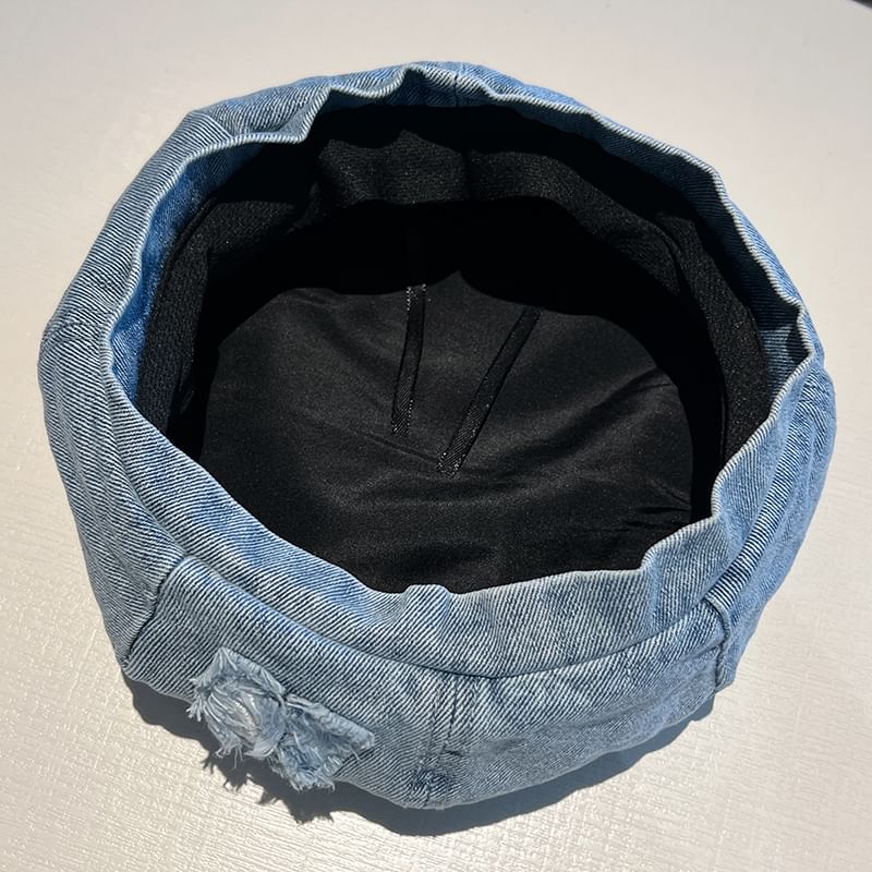 Distressed Beret Denim Washed
