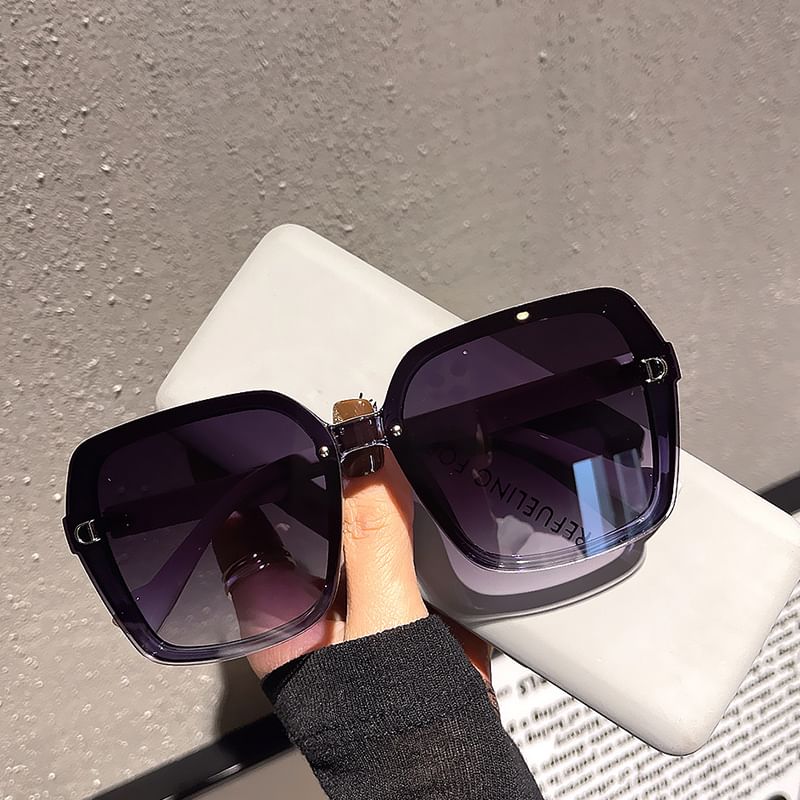 Frame Oversized Sunglasses