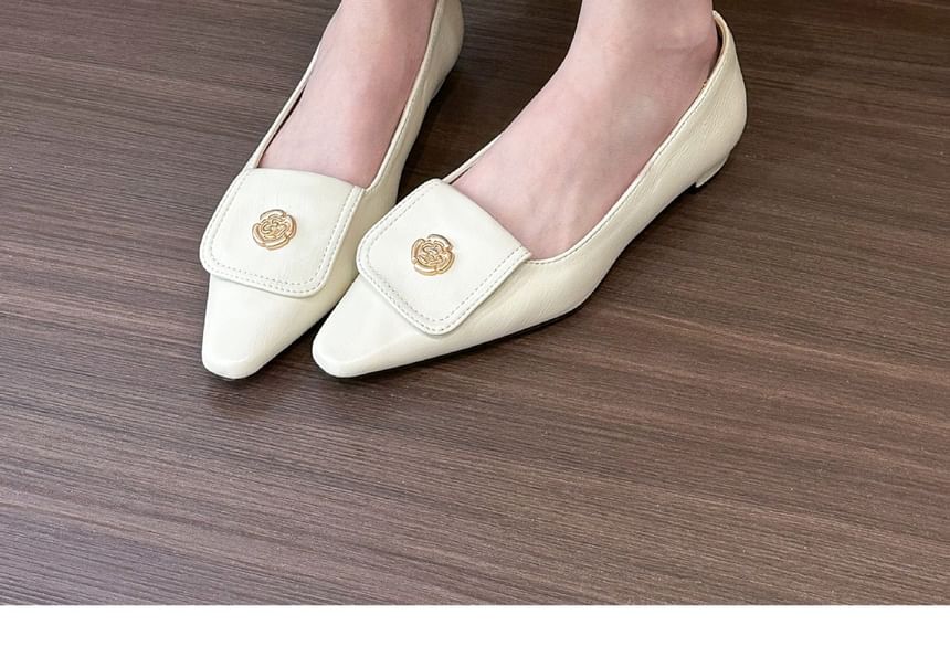 Accent Flower Loafers