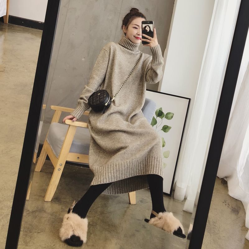 Turtleneck Plain Long-Sleeve Sweater Midi Dress