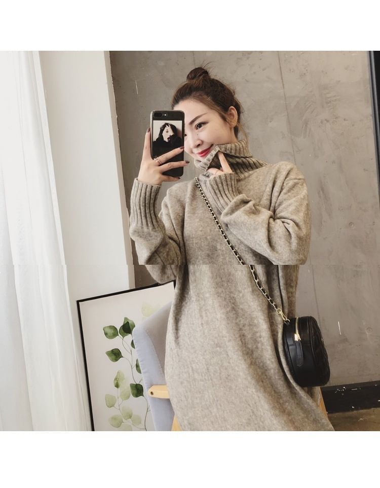 Turtleneck Plain Long-Sleeve Sweater Midi Dress