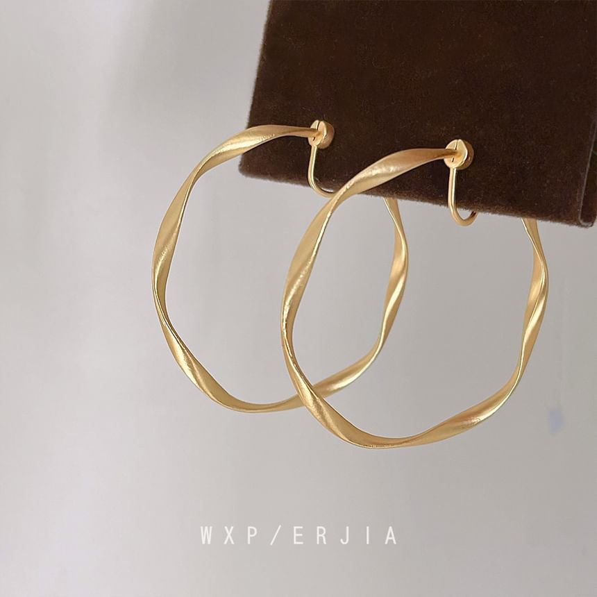 Cuff Alloy Ear Twisted Hoop