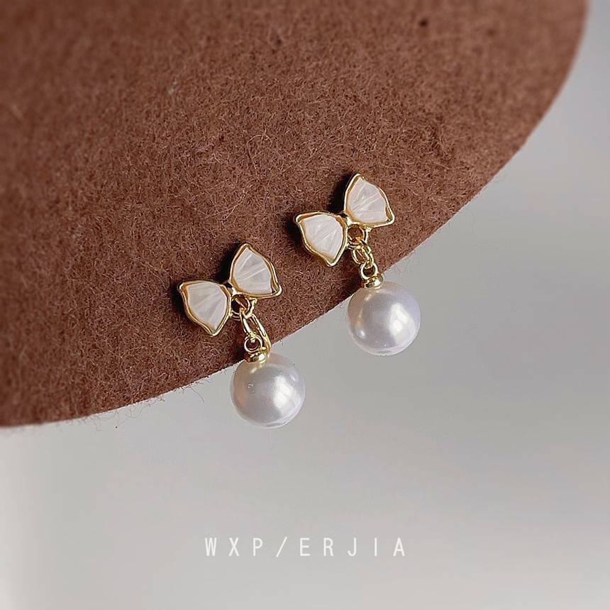 Bow Faux Pearl Drop Earring Cuff