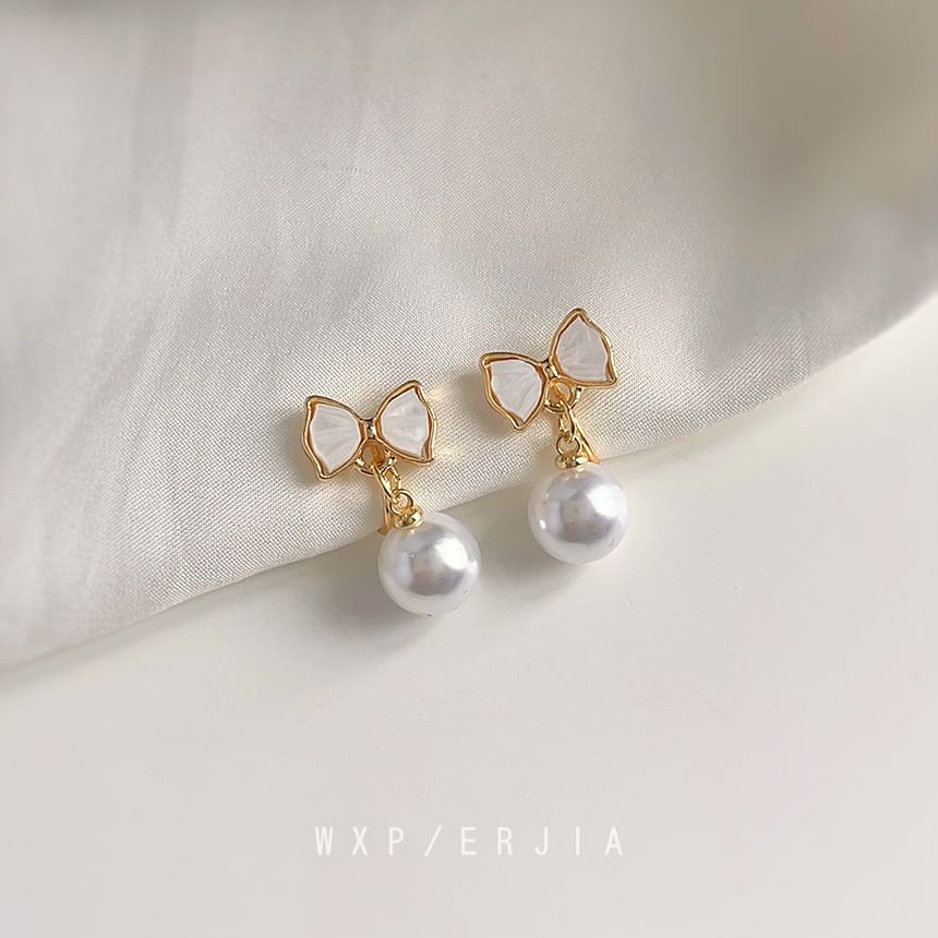 Bow Faux Pearl Drop Earring Cuff