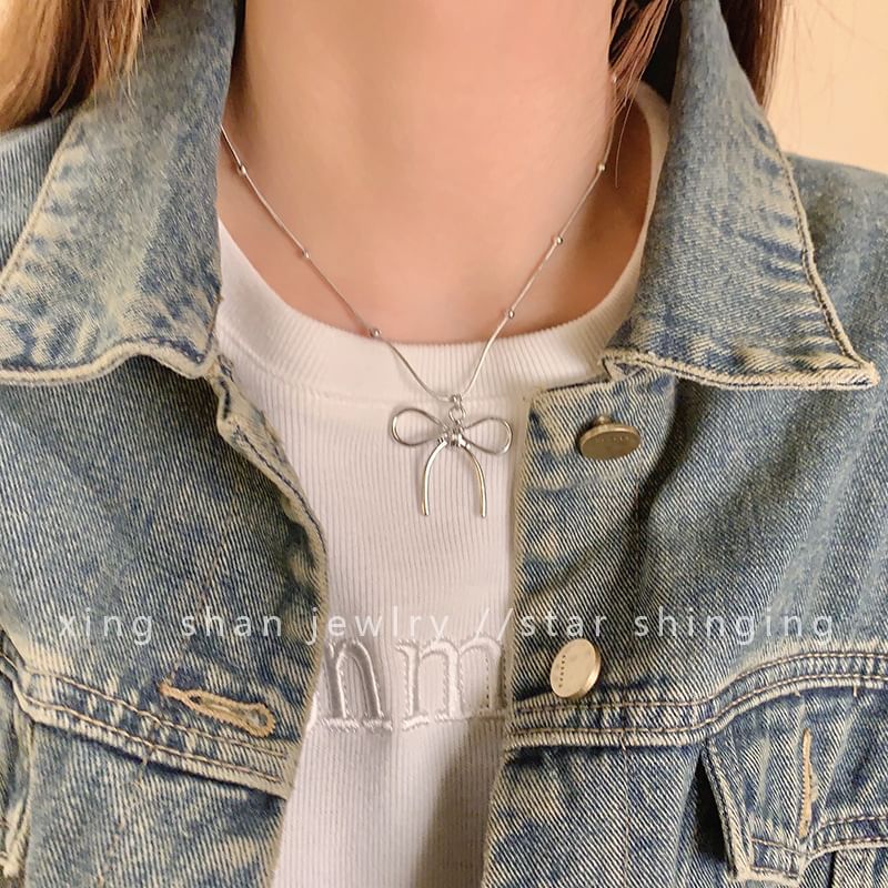Pendant Necklace Cord Bow