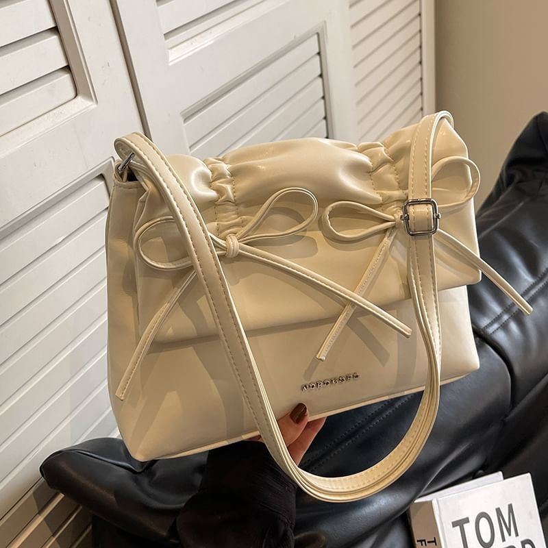 Bow Faux Shoulder Bag Leather