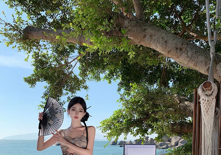 Set: A-Line Top Crop + Tie High Dye Maxi Skirt Waist Camisole