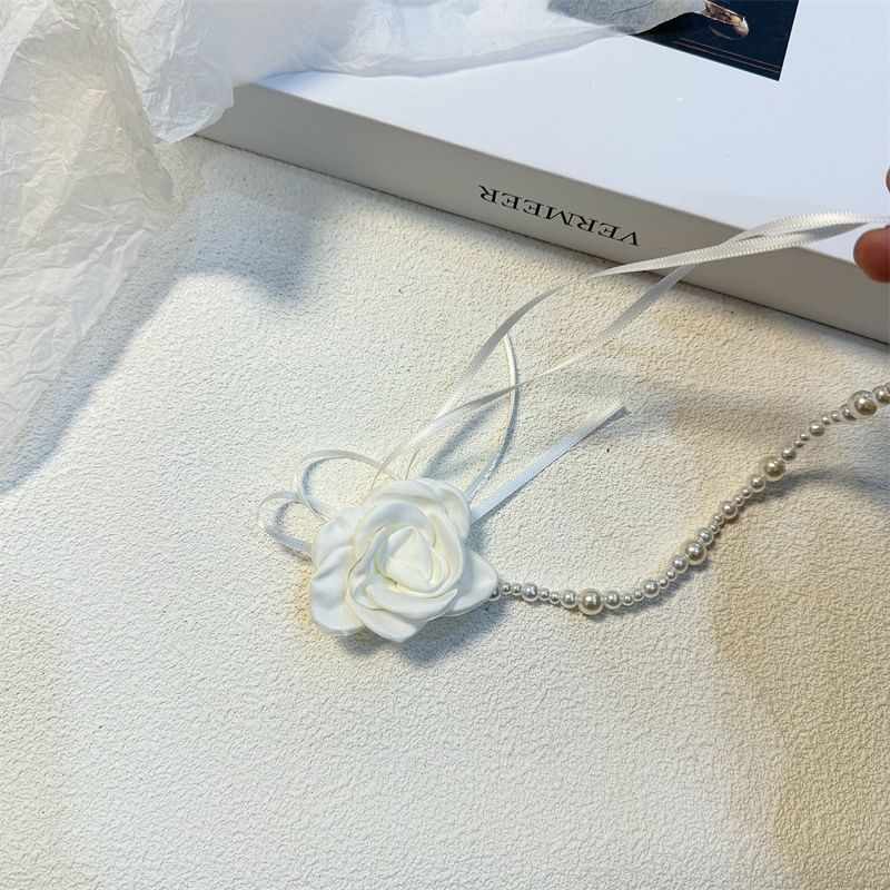 Choker Ribbon Rose