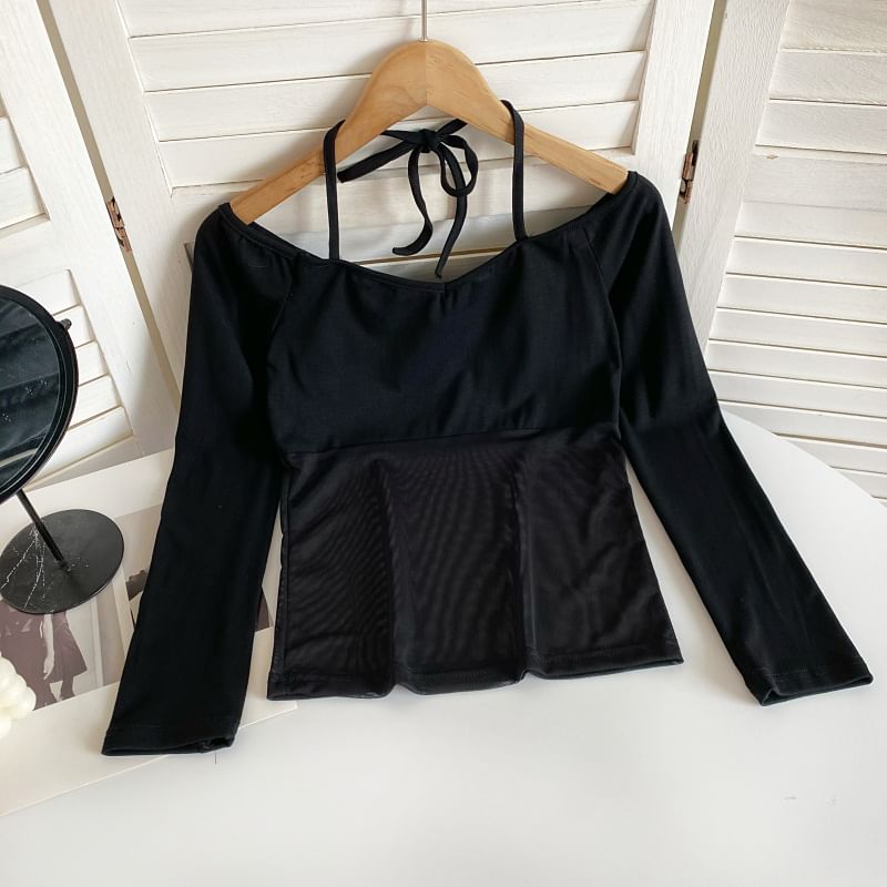 T-shirt à manches longues avec empiècement en maille et épaules dénudées