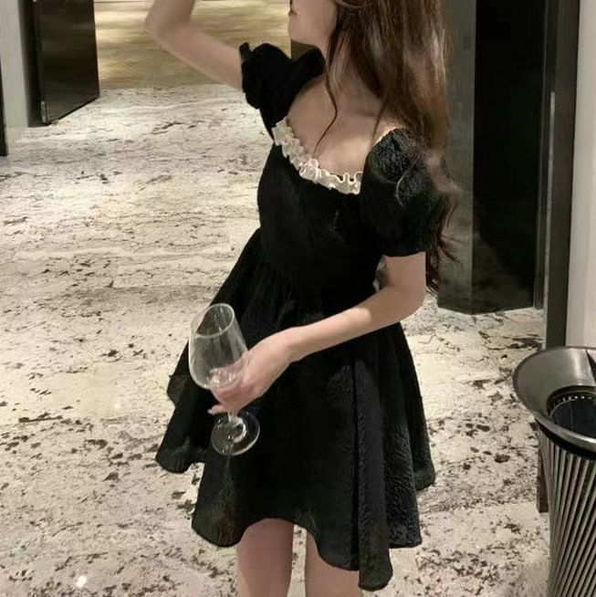 Square Neck Mini Ruffle Dress Plain A-Line Puff-Sleeve