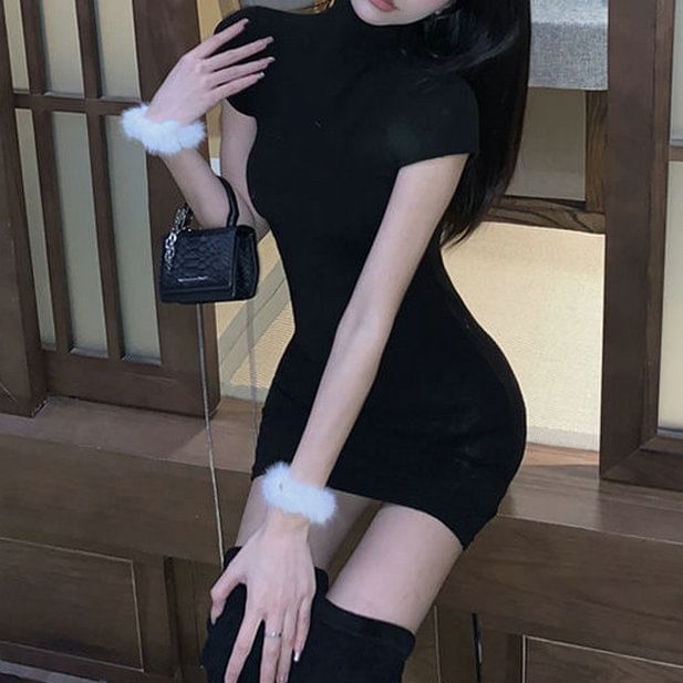 Plain Mini Dress Short-Sleeve Turtleneck Sheath