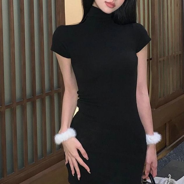 Plain Mini Dress Short-Sleeve Turtleneck Sheath