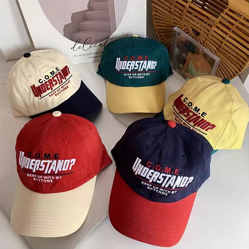 Color Embroidered Cap Baseball Lettering Panel