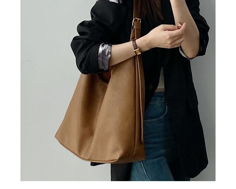 Faux Leather Tote Bag / Pouch / Set