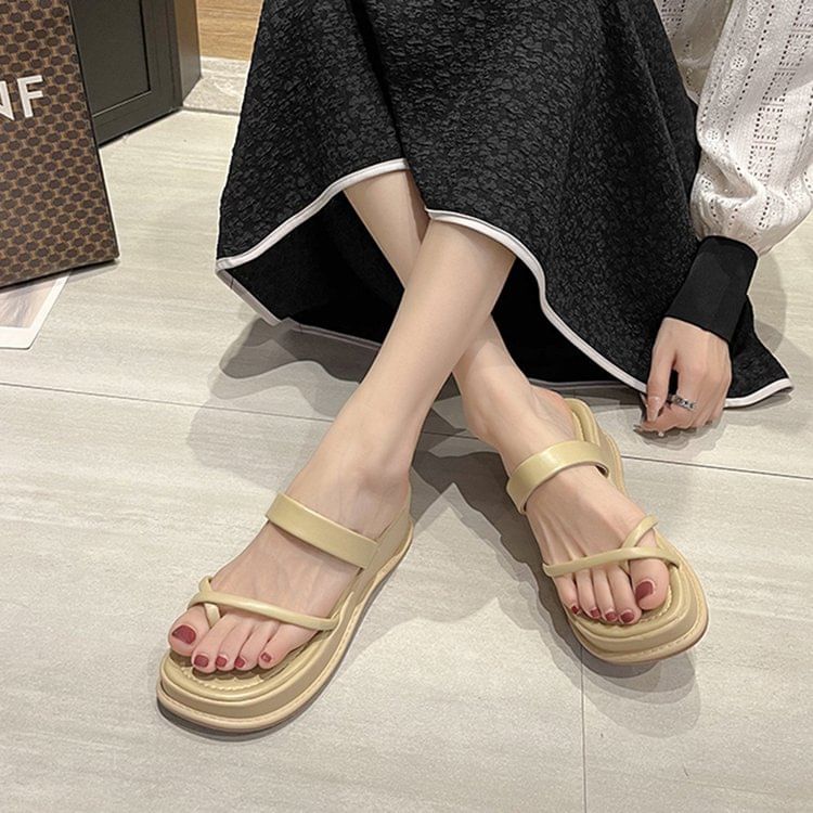 Platform Toe Loop Slide Sandals