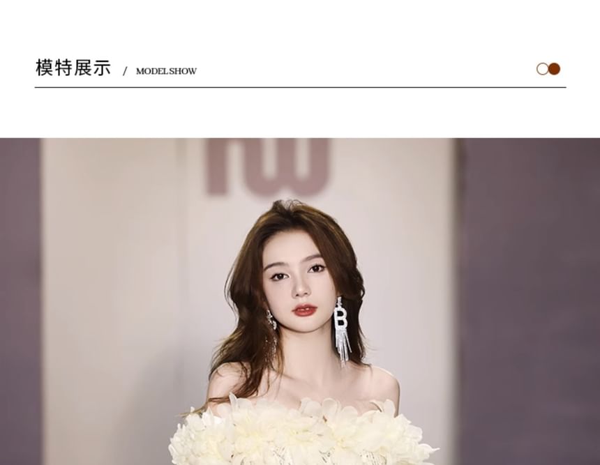 Evening Flower Detail Mermaid Gown Sequin Off-Shoulder