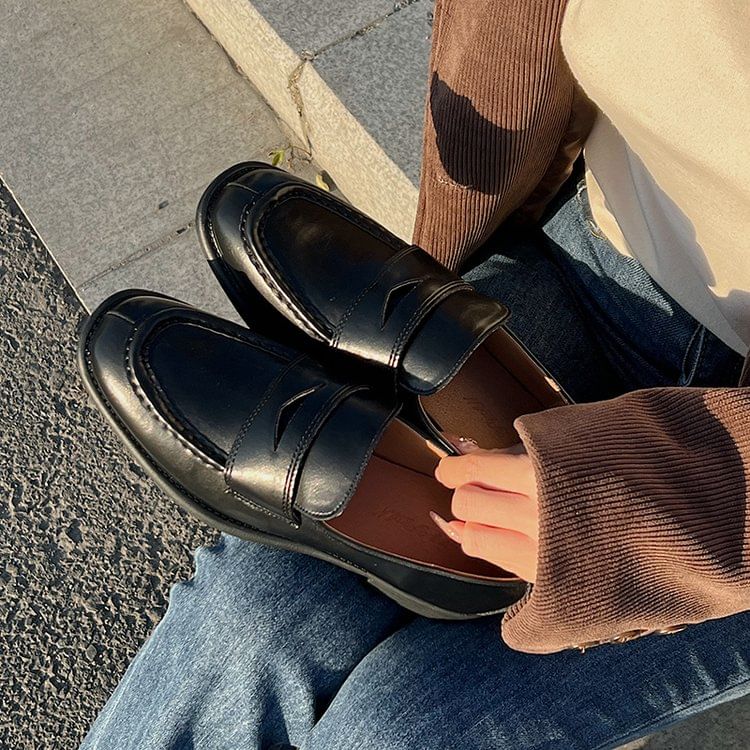 Mocassins à talons épais