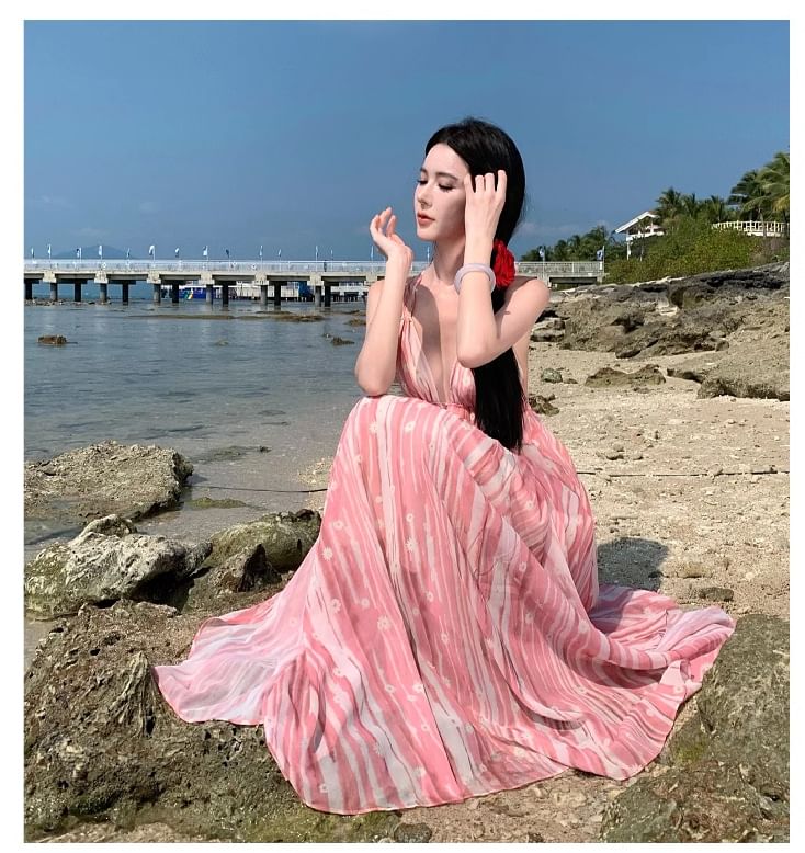 Spaghetti Strap V-Neck Maxi A-Line Dress Patterned