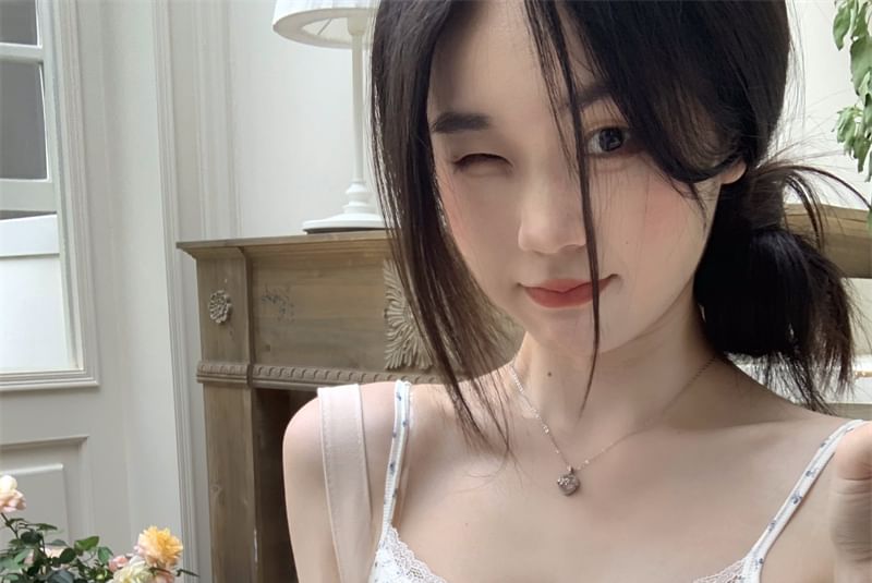 Lace Floral Top Cropped Trim Cami