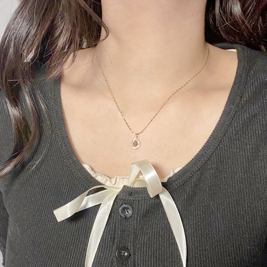 Choker Alloy Oval Pendant