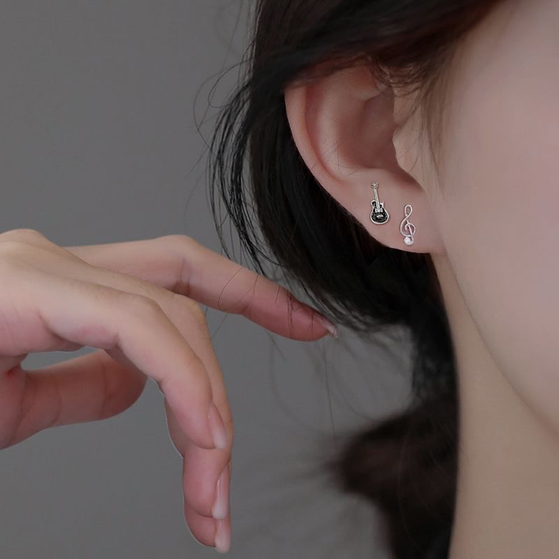 Sterling Ear Asymmetrical Stud Silver