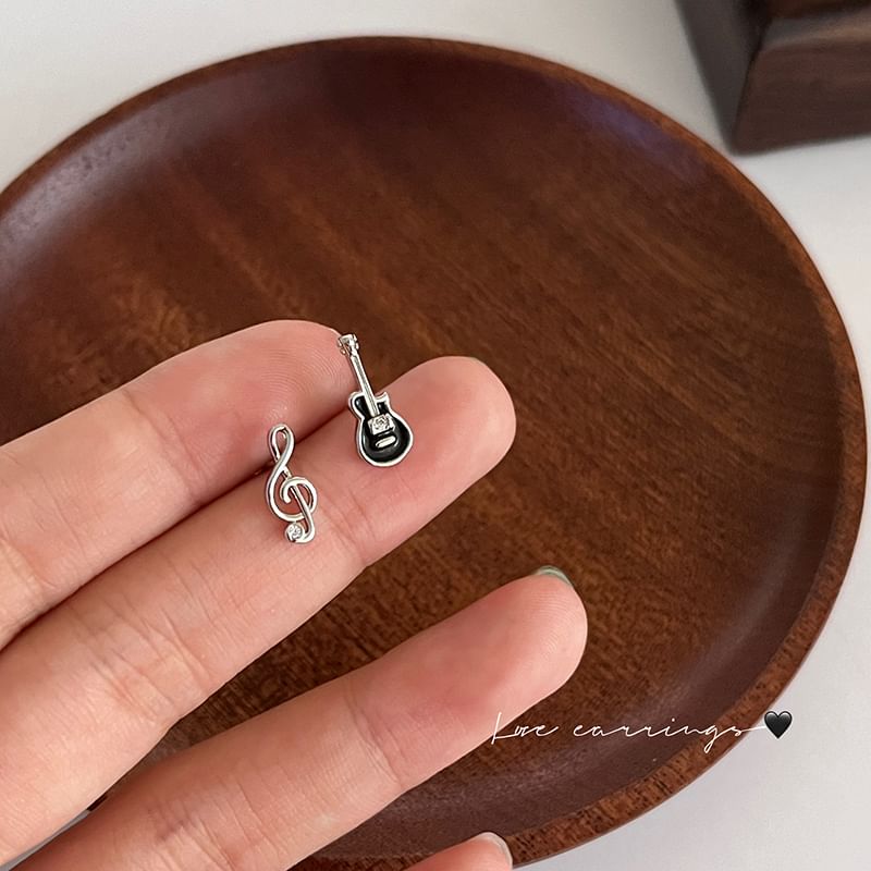 Sterling Ear Asymmetrical Stud Silver