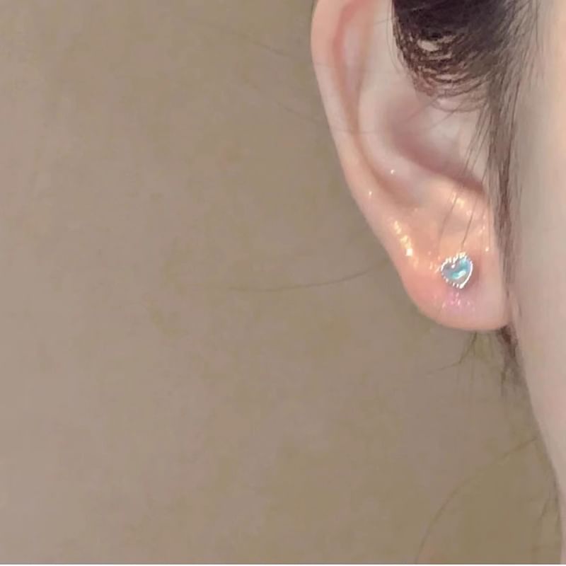 Ear Stud Heart