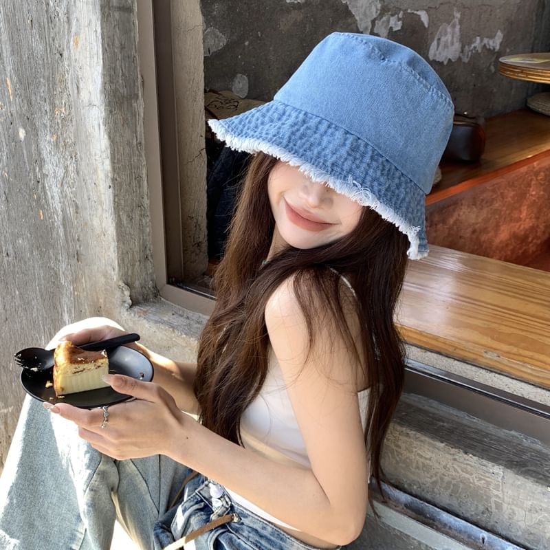 Bucket Hat Denim Fringed