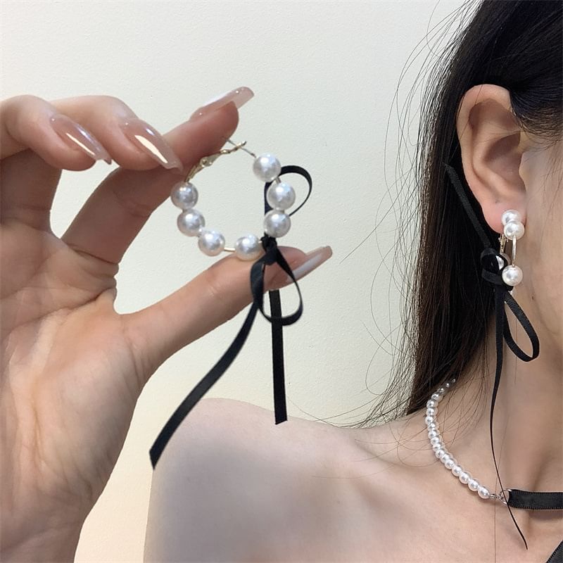 Faux Hoop / Choker Pearl Earring Bow