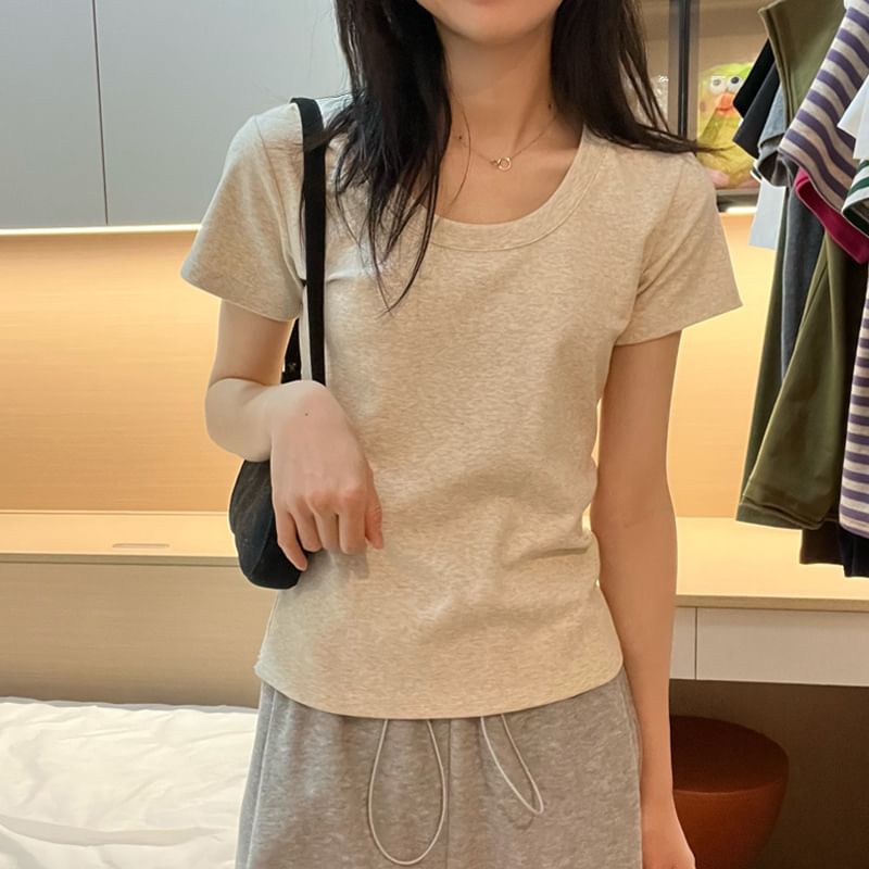 Plain Tee Short-Sleeve