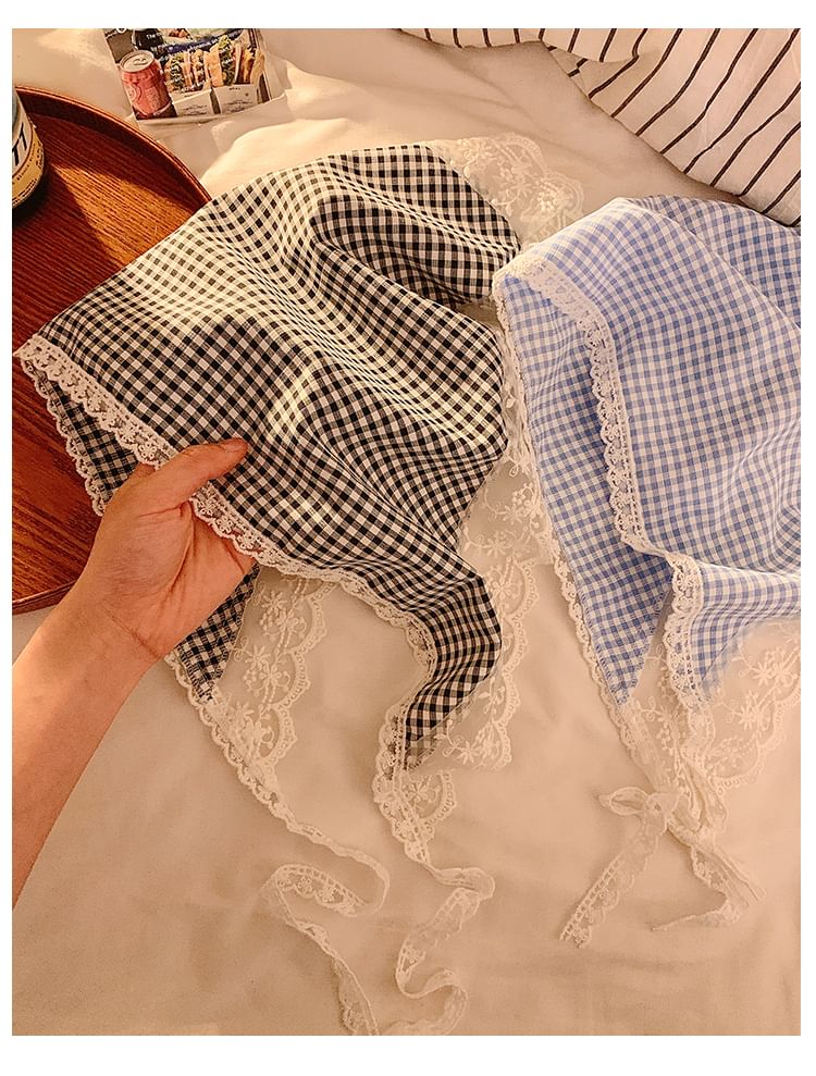 Plaid Trim Designs) Scarf Lace Triangle Head (Various
