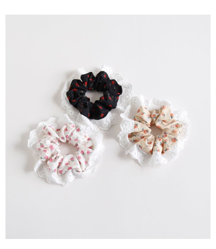 Floral Print Panel Scrunchie