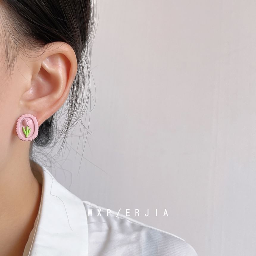 Alloy Tulip Ear Cuff