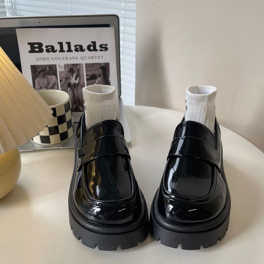 Plateau-Loafer mit schlichter Sohle