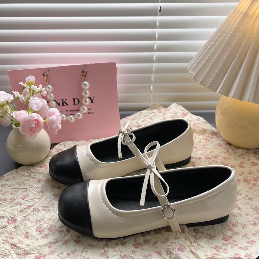 Two Tone Bow Mary Jane Shoes