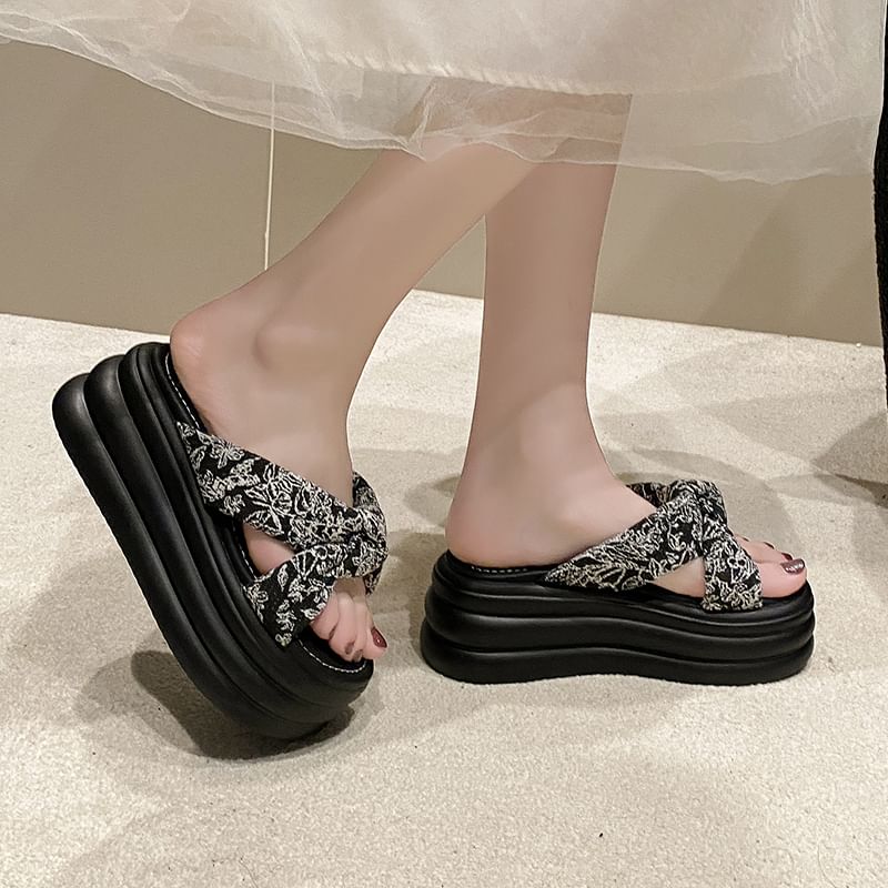 Slide Platform Sandals Patterned Floral