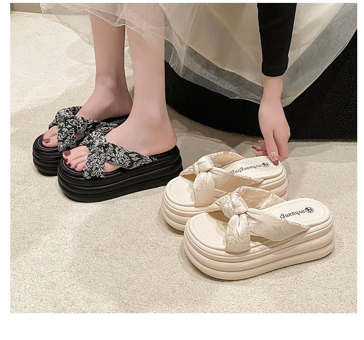 Slide Platform Sandals Patterned Floral