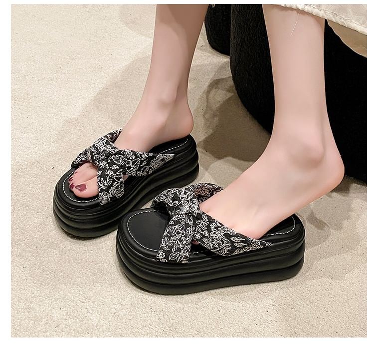 Slide Platform Sandals Patterned Floral