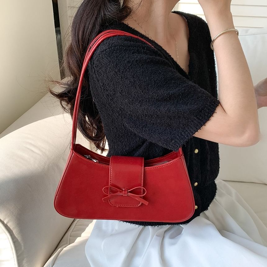 Faux Bow Leather Shoulder Bag