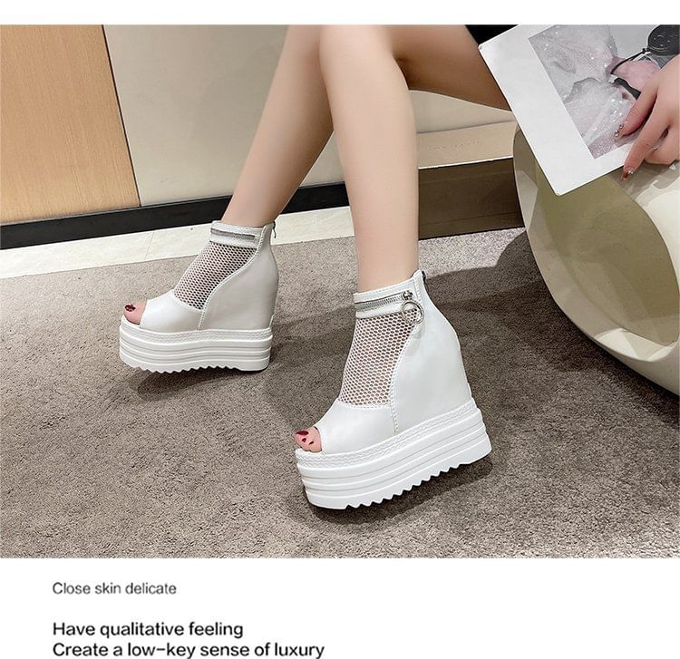 Hidden Sandals Wedge Platform Mesh
