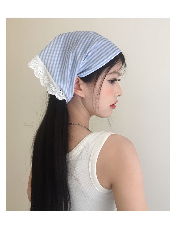 (Various Scarf Trim Designs) Triangle Lace Head