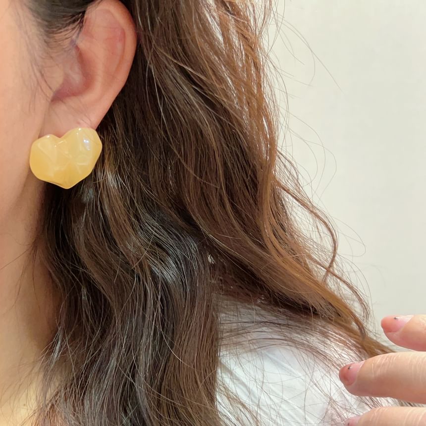 Earring Heart Resin Stud
