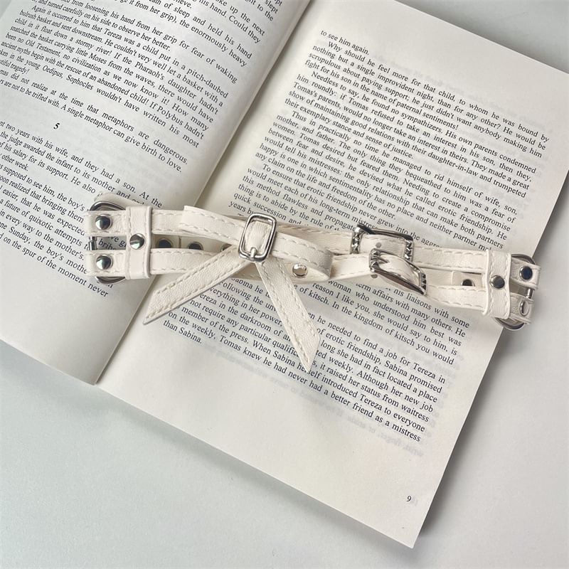 Choker Faux Bow Leather Layered