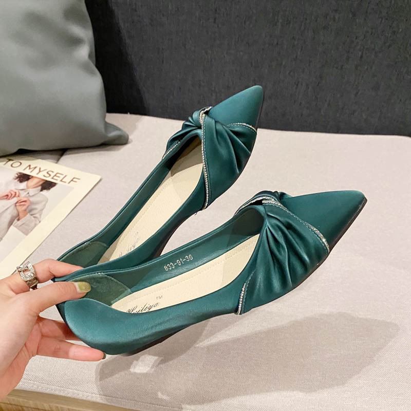Rhinestone Bow Flats Pointed-Toe