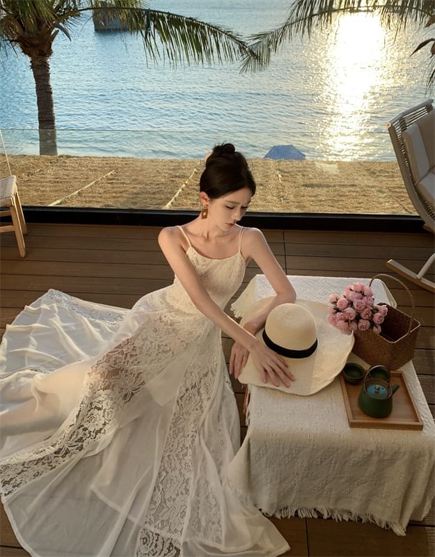 Lace Panel Spaghetti Back Maxi Plain Strap Sundress Open