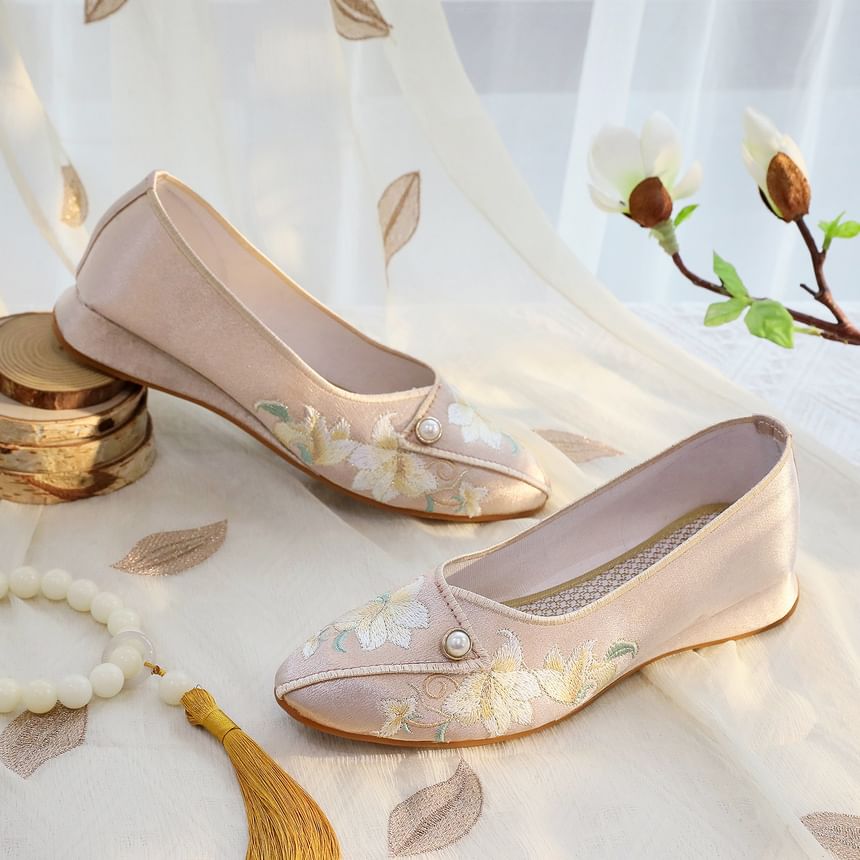 Flats Embroidered Flower